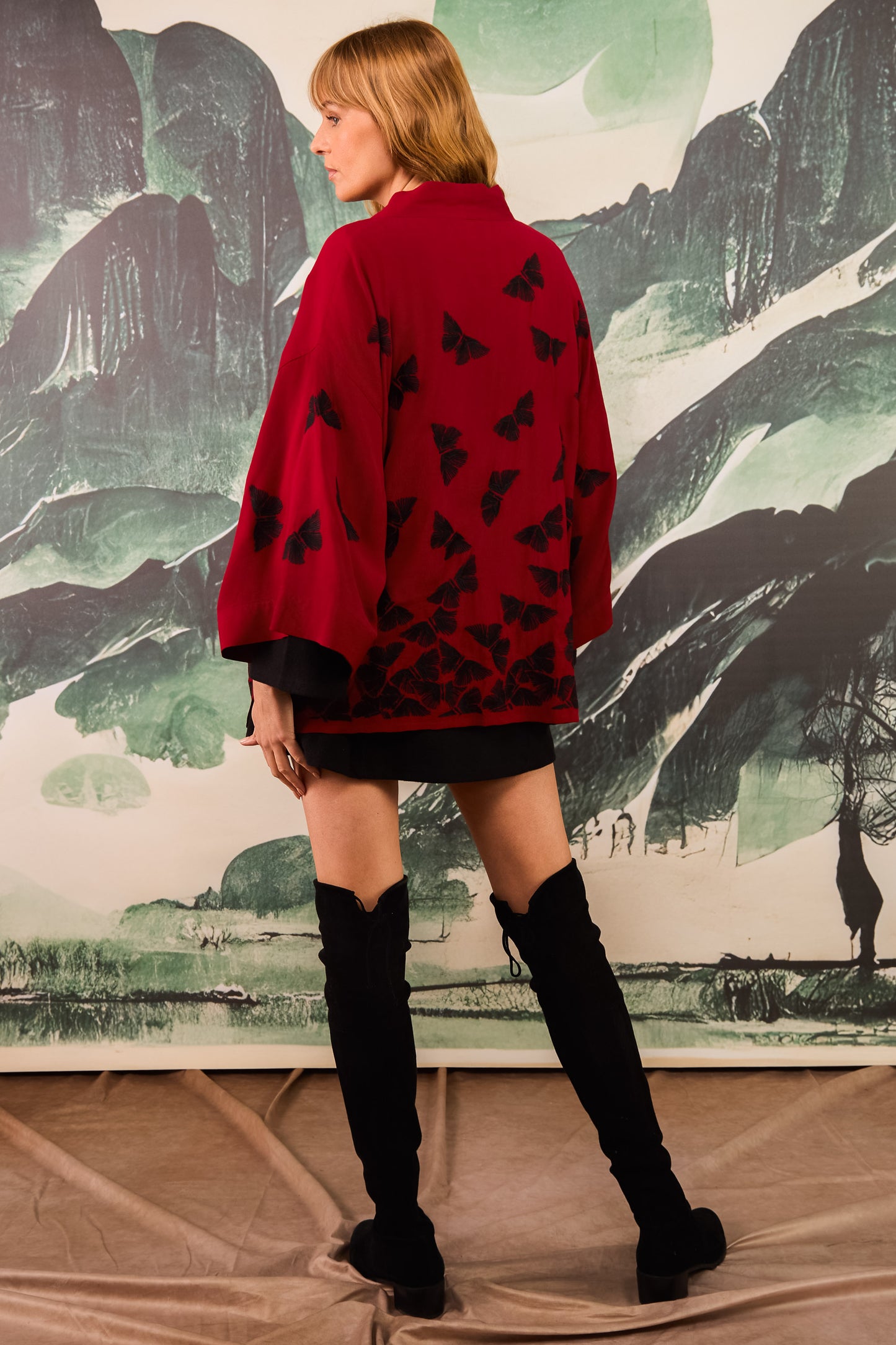 Black Embroidered Butterflies Wine Short Kimono