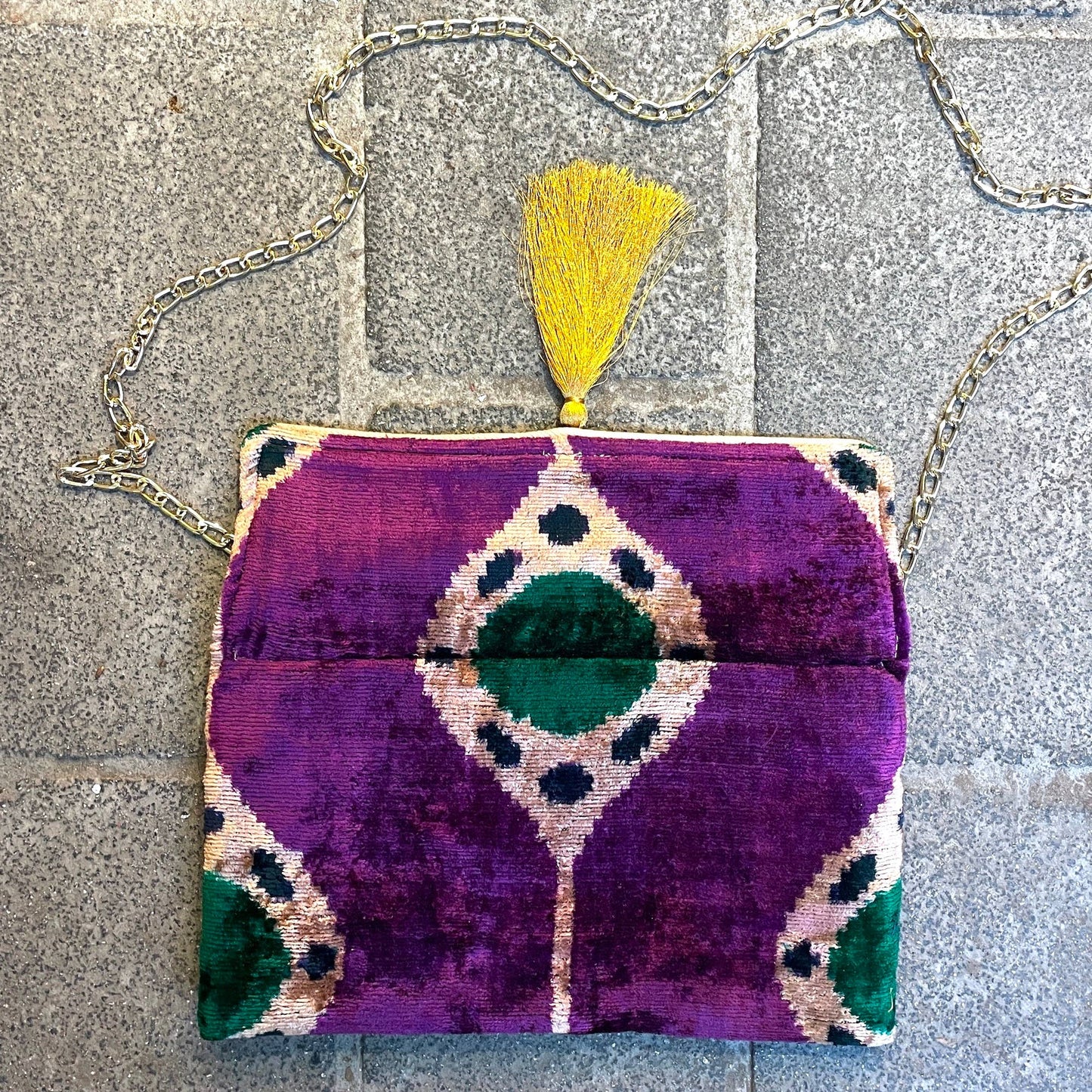 Ikat Clutch Bag Sainte-Maxime: With gold chain