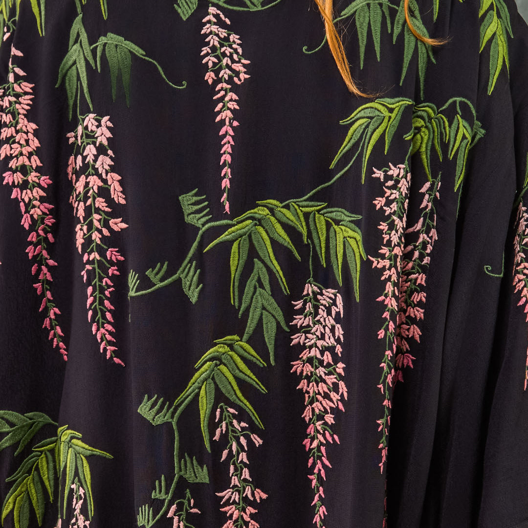 Wisteria & Chrysanthemum embroidery detail