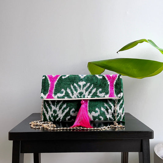 Ikat Clutch Bag La Sperlonga: With gold chain