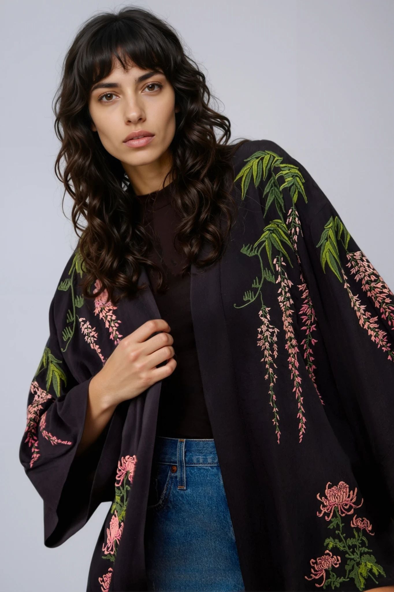 Wisteria & Chrysanthemum Embroidered Black & Pink Fully Lined Short Kimono