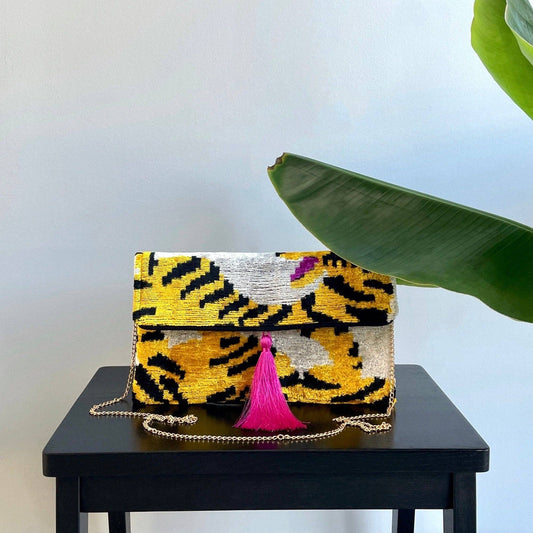 Ikat Tiger Clutch Bag Ischia: With gold chain