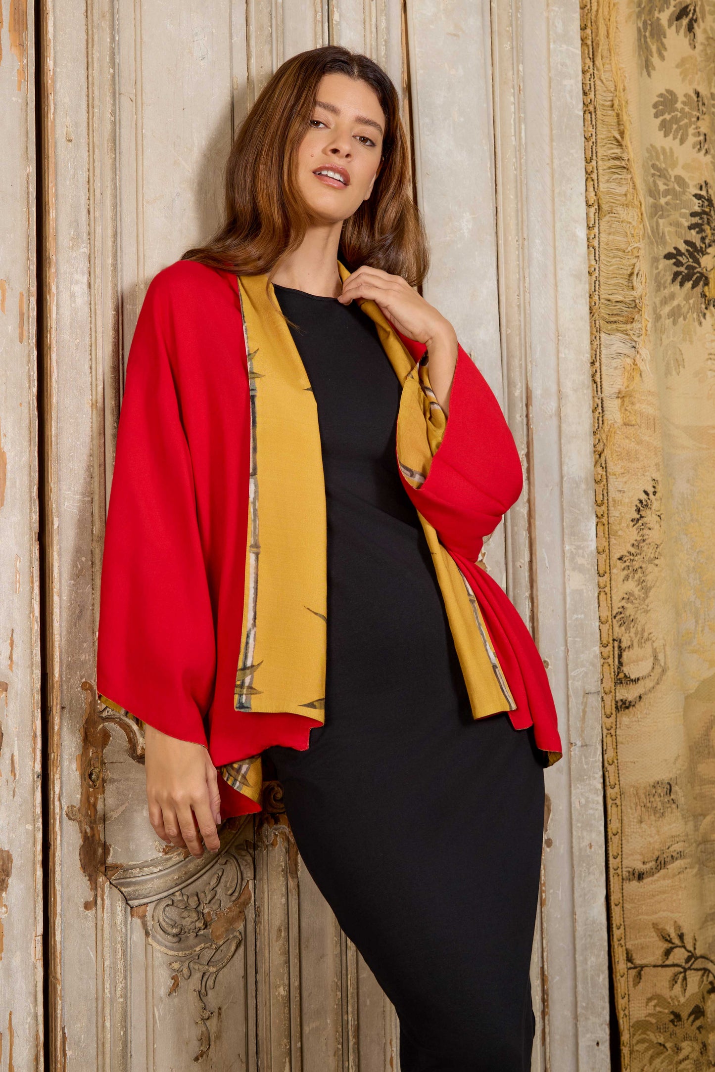Escape to the Chateau Bamboo Ochre Reversible Print Kimono