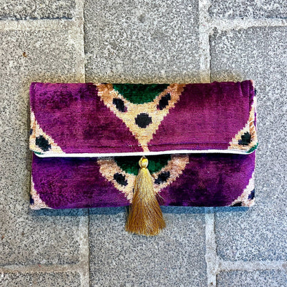Ikat Clutch Bag Sainte-Maxime: With gold chain