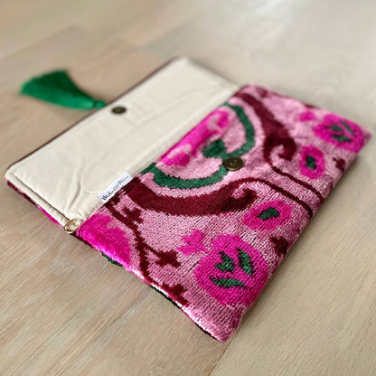 Ikat Clutch Bag La Spezia: With gold chain