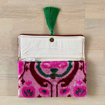 Ikat Clutch Bag La Spezia: With gold chain